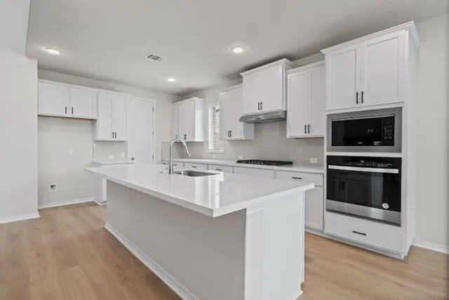 $524,000 | 337 Five Mile Crk Way, Kyle, TX 78640