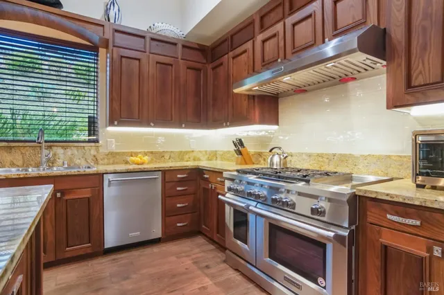 $1,499,000 | 216 Alta Mira Drive, Vacaville, CA 95688