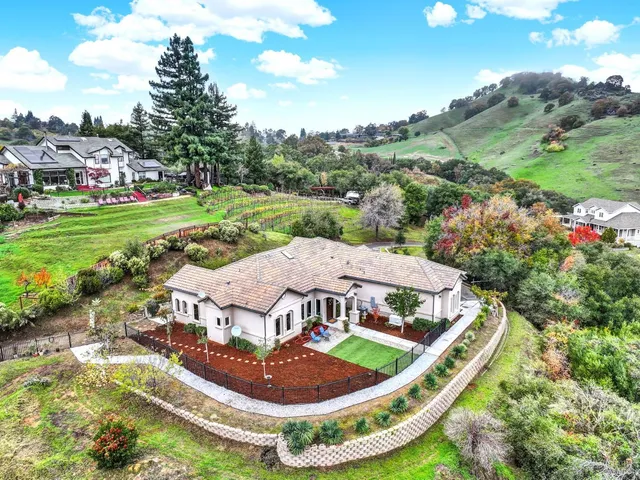 $1,499,000 | 216 Alta Mira Drive, Vacaville, CA 95688
