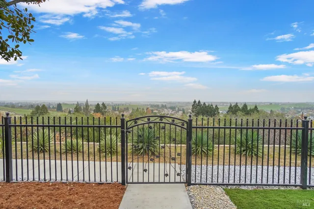 $1,499,000 | 216 Alta Mira Drive, Vacaville, CA 95688