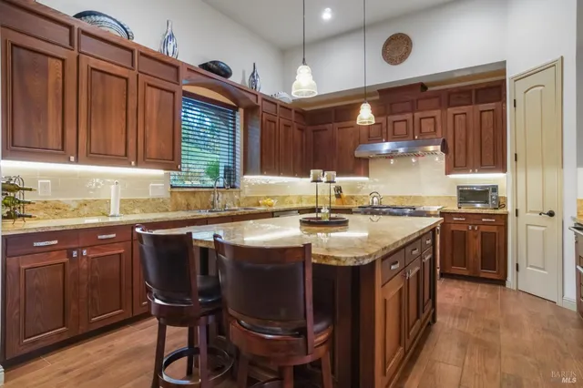 $1,499,000 | 216 Alta Mira Drive, Vacaville, CA 95688