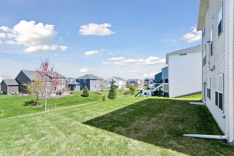 $565,000 | 9046 Meadows Drive, Victoria, MN 55386