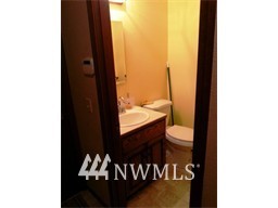 906 Pheasant Road Centralia, WA 98531 - Photo 11 of 13 Gallery Image 11