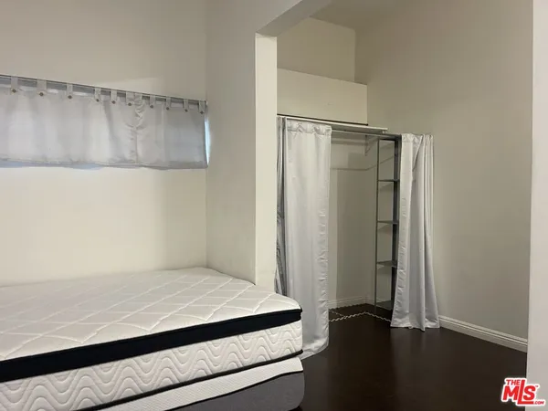 $1,590 | 2763 1/2 Fairmount Avenue, La Crescenta, CA 91214