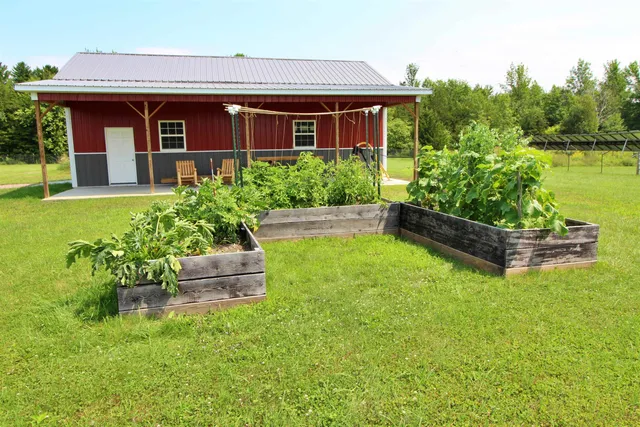 $845,000 | 8 Maynard Court, Grand Isle, VT 05458