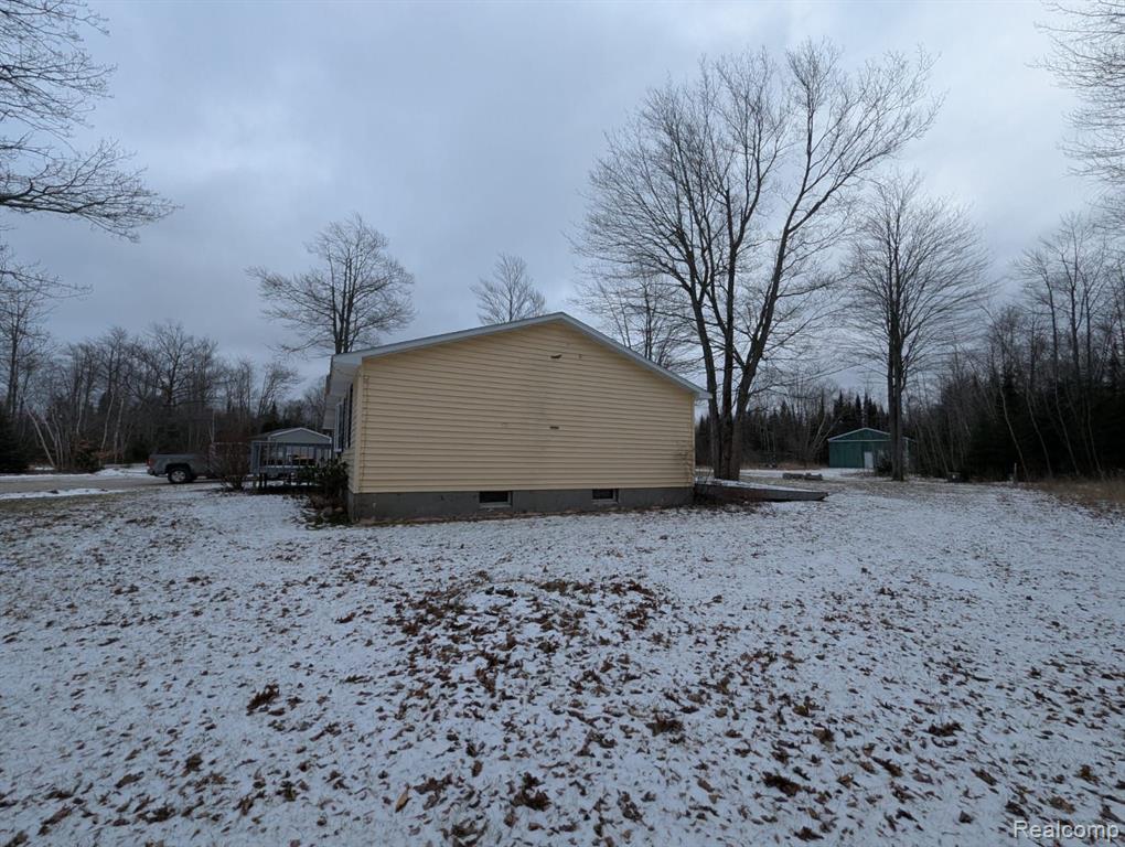 10470 Highway 23 Cheboygan, MI 49721 - Photo 27 of 37