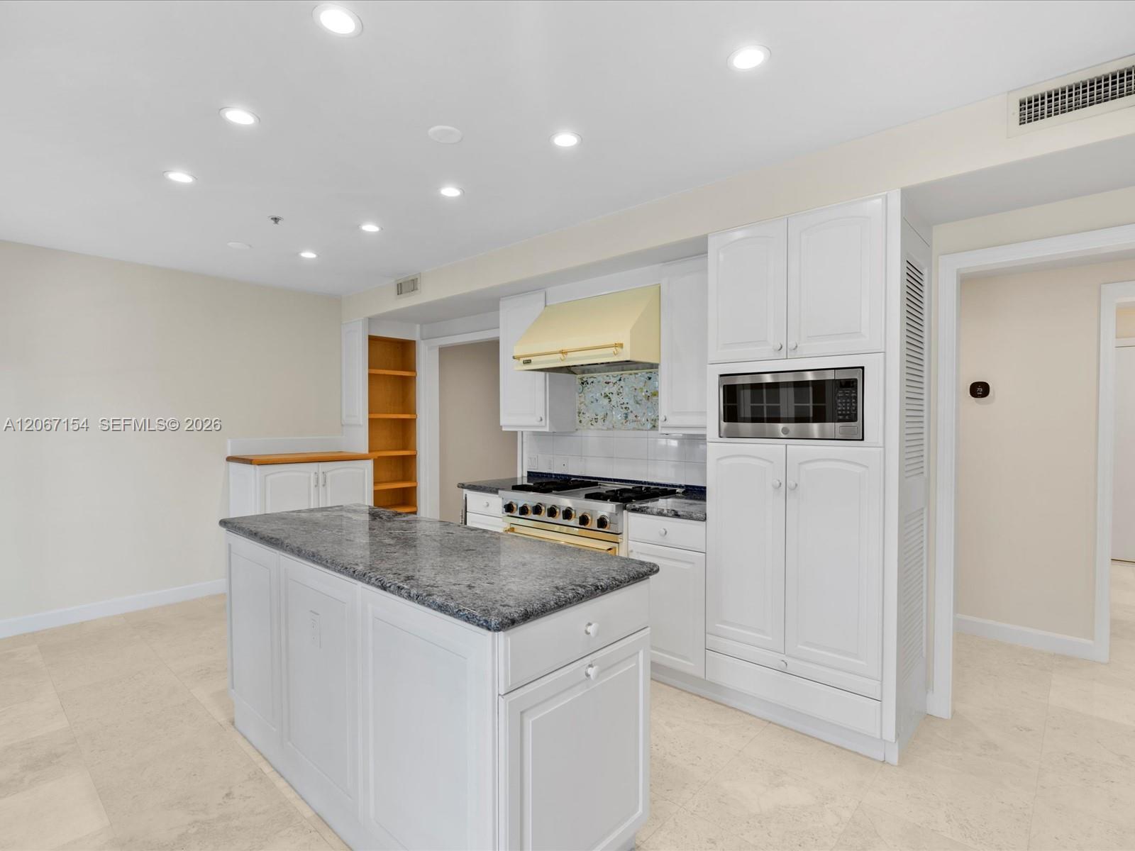 730 3rd Street, Unit 101 Miami Beach, FL 33139 - Photo 6 of 27 Gallery Image 6