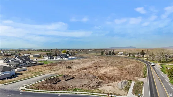 $1,100,000 | 5800 West 4050 South, Hooper, UT 84315