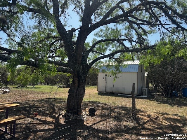 698 North Khan Drive Rio Frio, TX 78879 - Photo 5 of 23