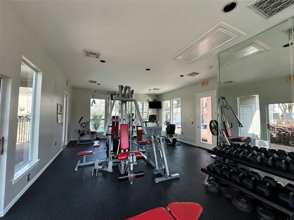 $2,450 | 7131 Harmony Cove, Houston, TX 77036