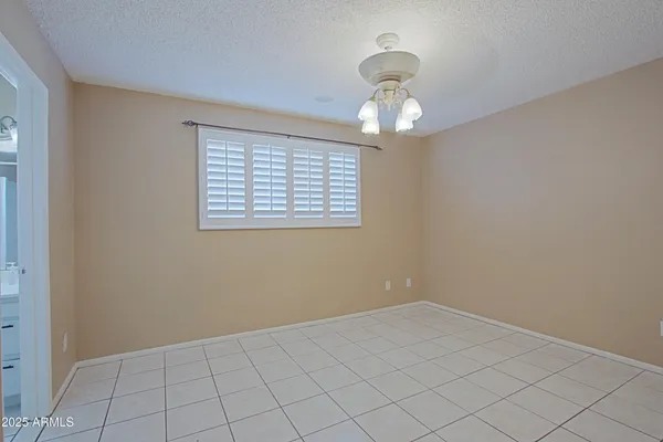 $2,500 | 4526 West Altadena Avenue, Glendale, AZ 85304