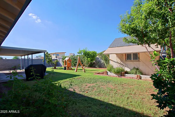 $2,500 | 4526 West Altadena Avenue, Glendale, AZ 85304