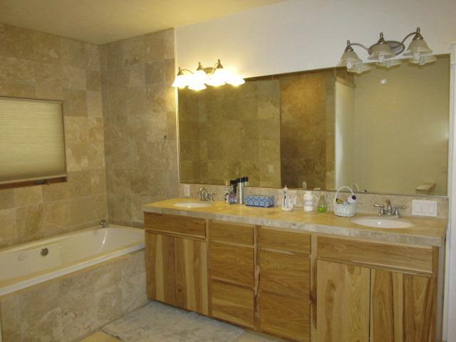 551 Trollview Road Grants Pass, OR 97527 - Photo 17 of 28 Additional Photo
