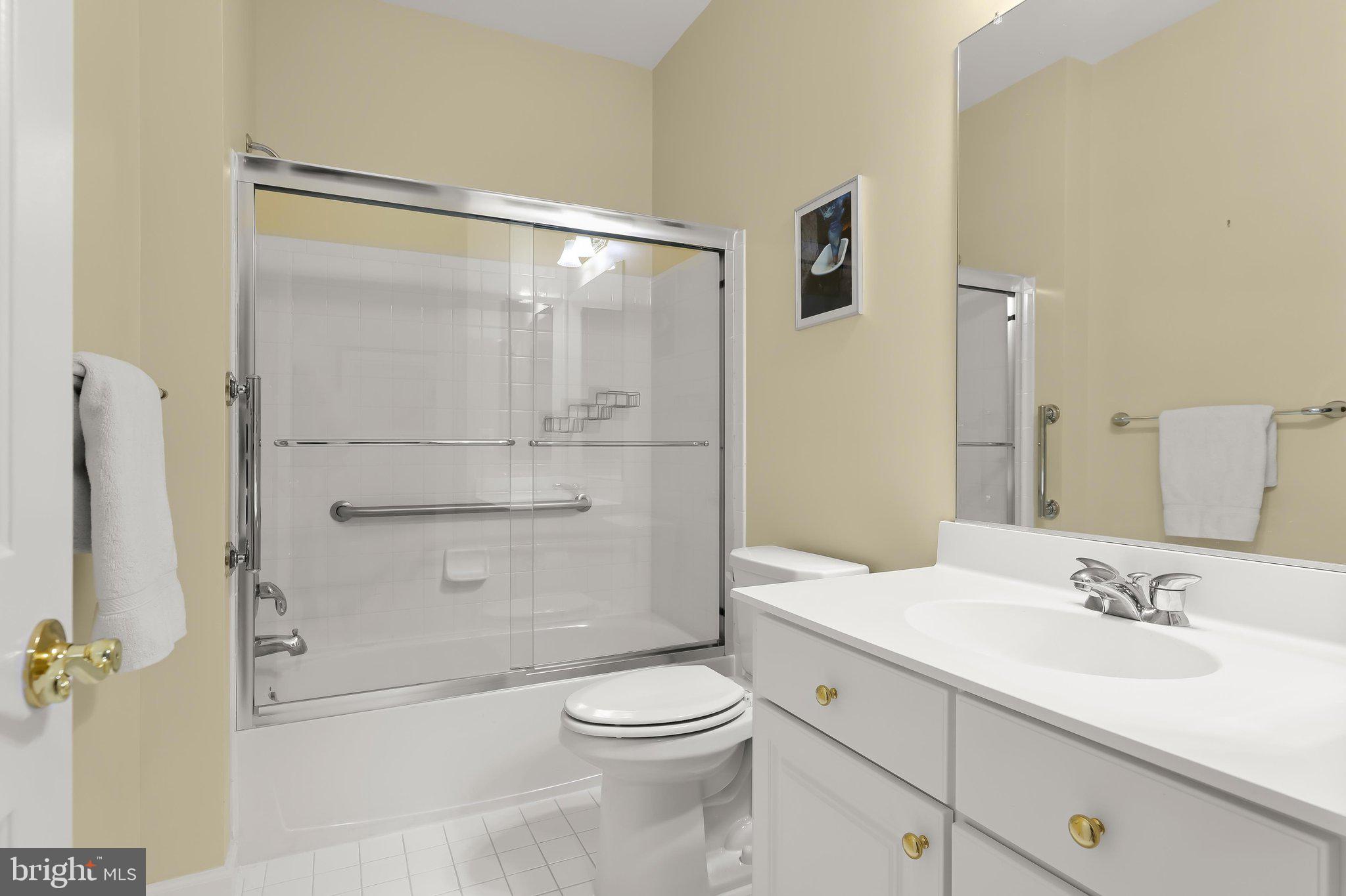 4415 Summer Grape Road, Unit 4415 Pikesville, MD 21208 - Photo 42 of 87 Second Bathroom