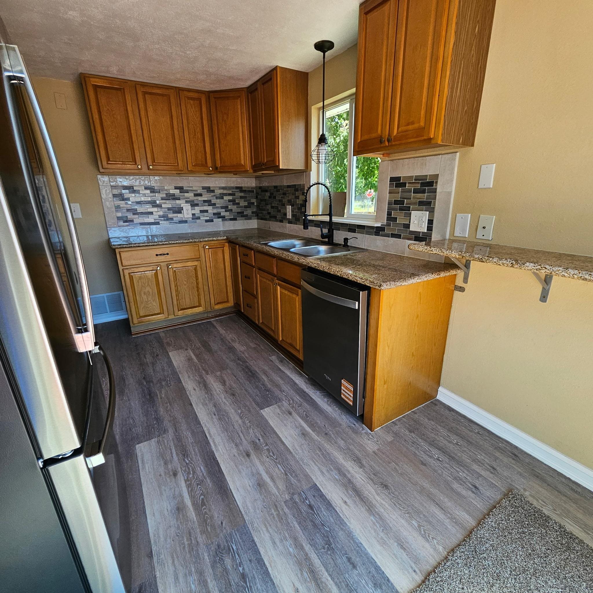 5801 North Wall Street Spokane, WA 99205 - Photo 4 of 22