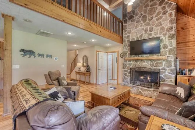 $395,000 | 3558 Riverfront Lane, Hiawassee, GA 30546