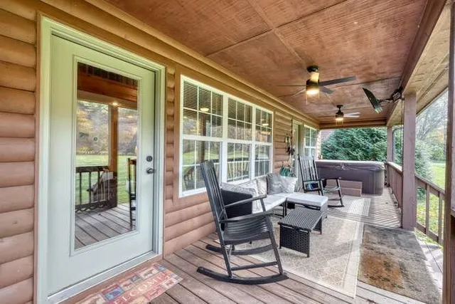 $395,000 | 3558 Riverfront Lane, Hiawassee, GA 30546