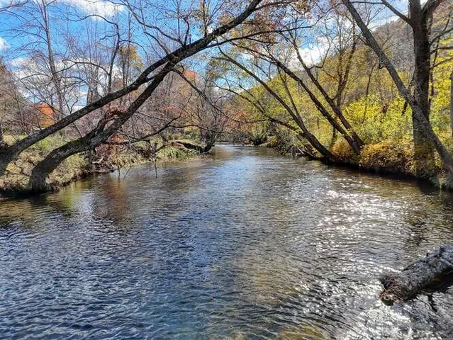 $395,000 | 3558 Riverfront Lane, Hiawassee, GA 30546