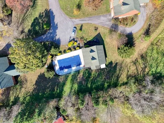 $395,000 | 3558 Riverfront Lane, Hiawassee, GA 30546