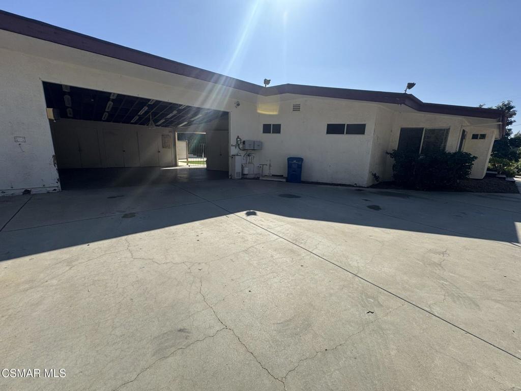 381 Laguna Terrace Simi Valley, CA 93065 - Photo 37 of 48