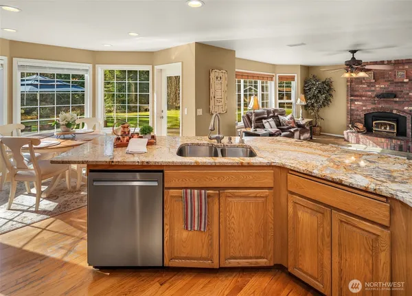 $1,159,500 | 30333 Southeast 396th Street, Enumclaw, WA 98022