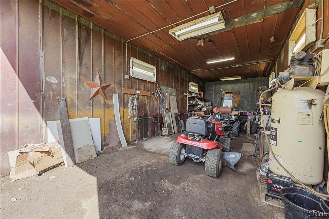 3010 Kelly Road Brookfield, NY 13355 - Photo 28 of 50 Workshop area in the garage