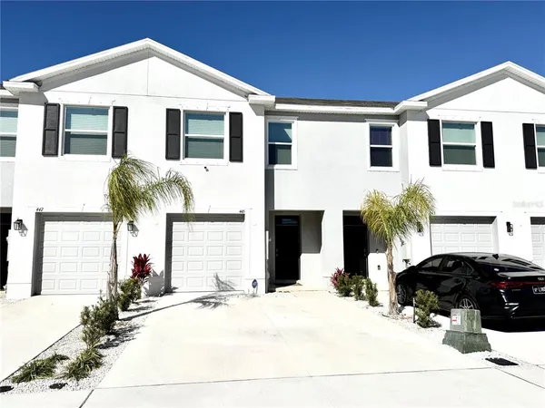 $2,100 | 445 Mangrove Shade Circle, Apollo Beach, FL 33572