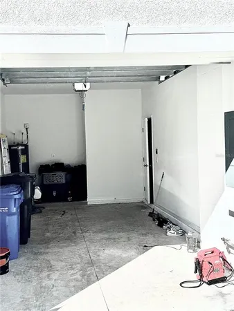 $2,100 | 445 Mangrove Shade Circle, Apollo Beach, FL 33572