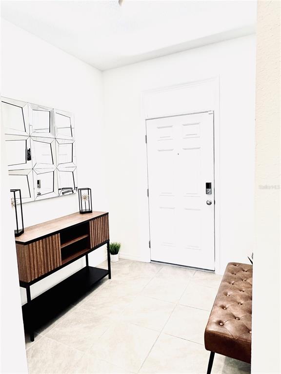 445 Mangrove Shade Circle Apollo Beach, FL 33572 - Photo 5 of 33