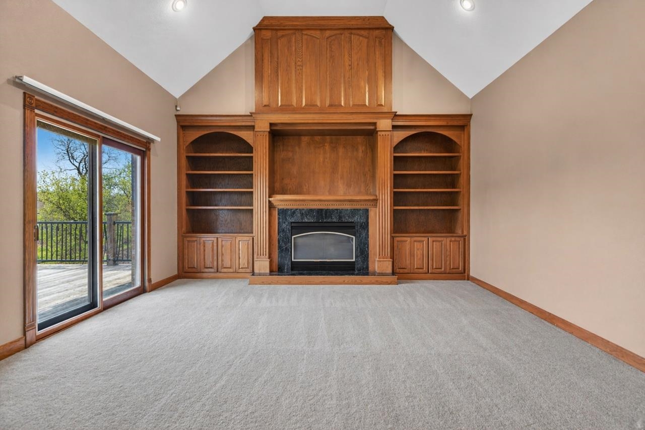 15215 White School Road South Beloit, IL 61080 - Photo 12 of 50
