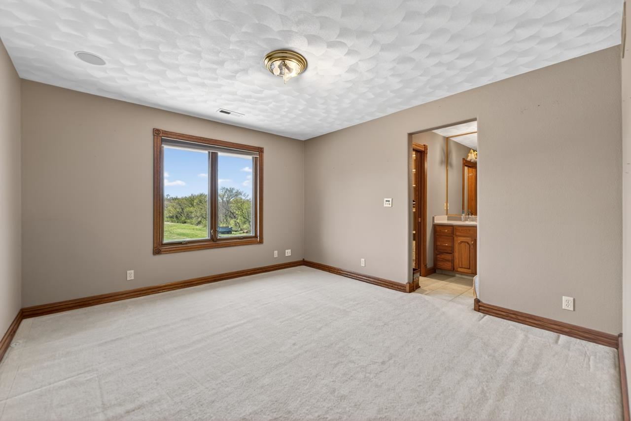 15215 White School Road South Beloit, IL 61080 - Photo 33 of 50