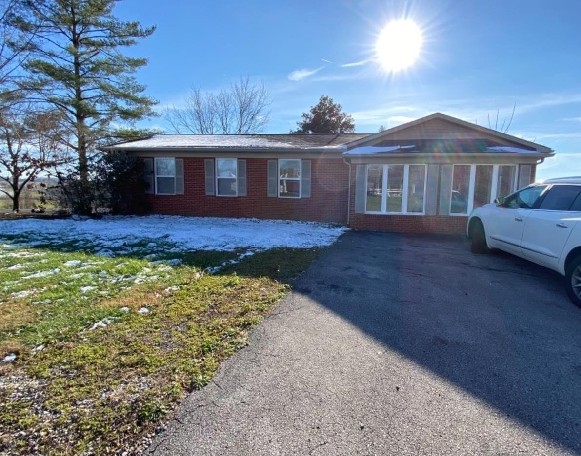 1957 McWhorter Road London, KY 40741 - Photo 2 of 66 Photo 2