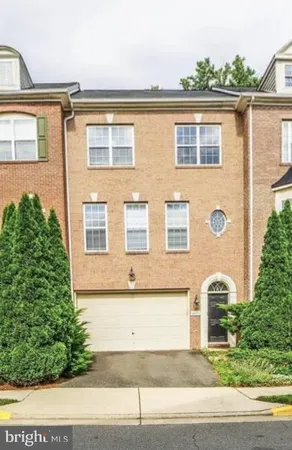 $3,599 | 4459 Monmouth Street, Fairfax, VA 22030