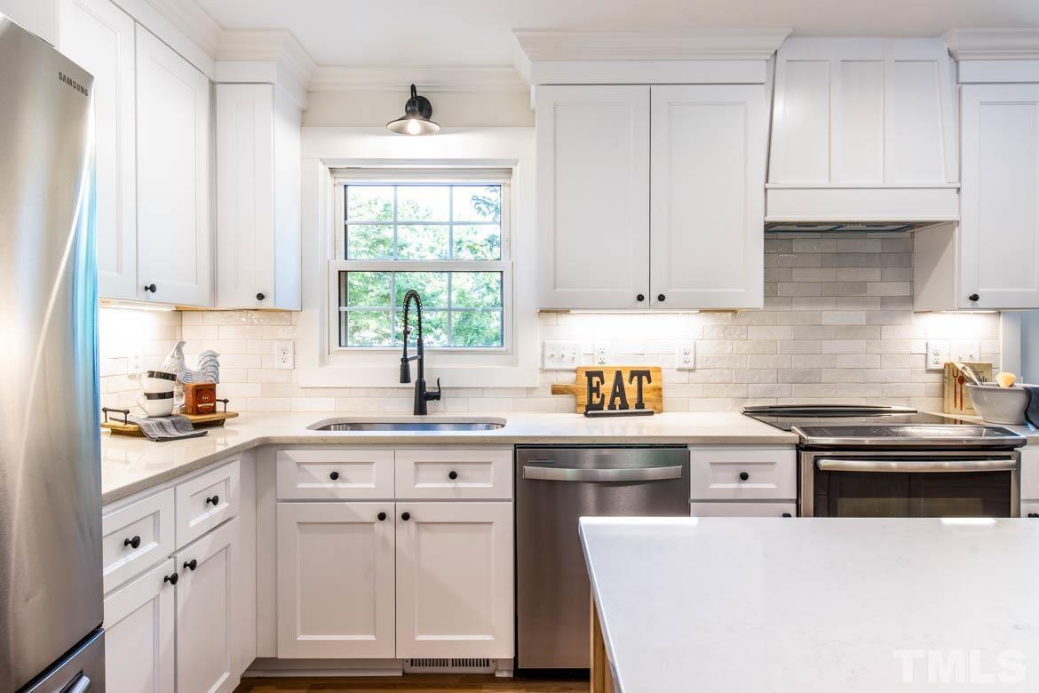 6025 Caledonia Street Raleigh, NC 27609 - Photo 16 of 29 Gallery Image 16