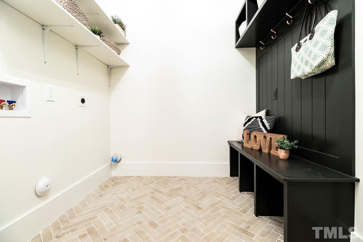 6025 Caledonia Street Raleigh, NC 27609 - Photo 21 of 29 Gallery Image 21