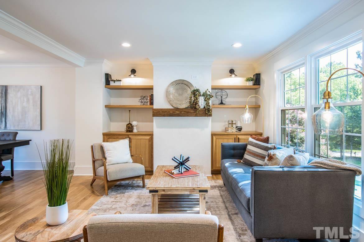 6025 Caledonia Street Raleigh, NC 27609 - Photo 9 of 29 Gallery Image 9