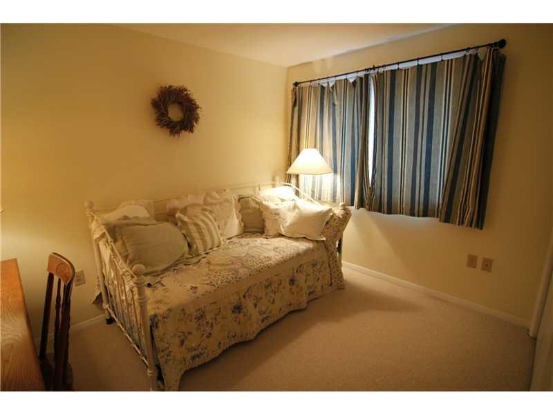47 Spectator Road Ridge, Unit C2 Newry, ME 04261 - Photo 19 of 25 Bedroom. Guest bedroom