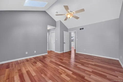 $378,000 | 38 Prestwick Court, Poughkeepsie, NY 12603