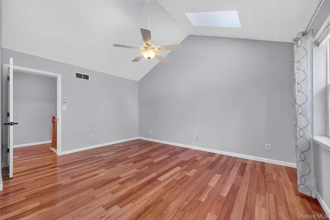 $378,000 | 38 Prestwick Court, Poughkeepsie, NY 12603