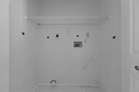 $378,000 | 38 Prestwick Court, Poughkeepsie, NY 12603