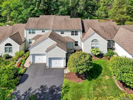 $378,000 | 38 Prestwick Court, Poughkeepsie, NY 12603