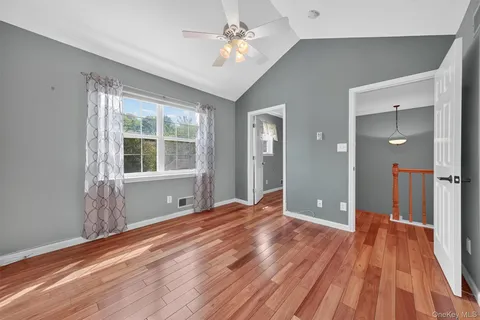 $378,000 | 38 Prestwick Court, Poughkeepsie, NY 12603