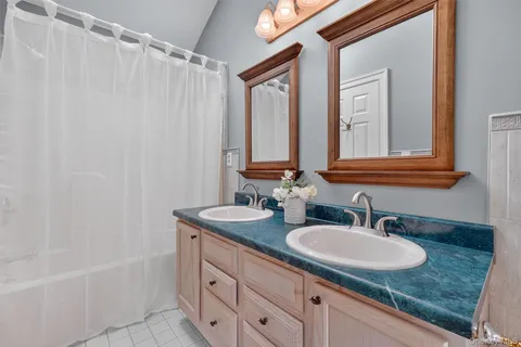 $378,000 | 38 Prestwick Court, Poughkeepsie, NY 12603