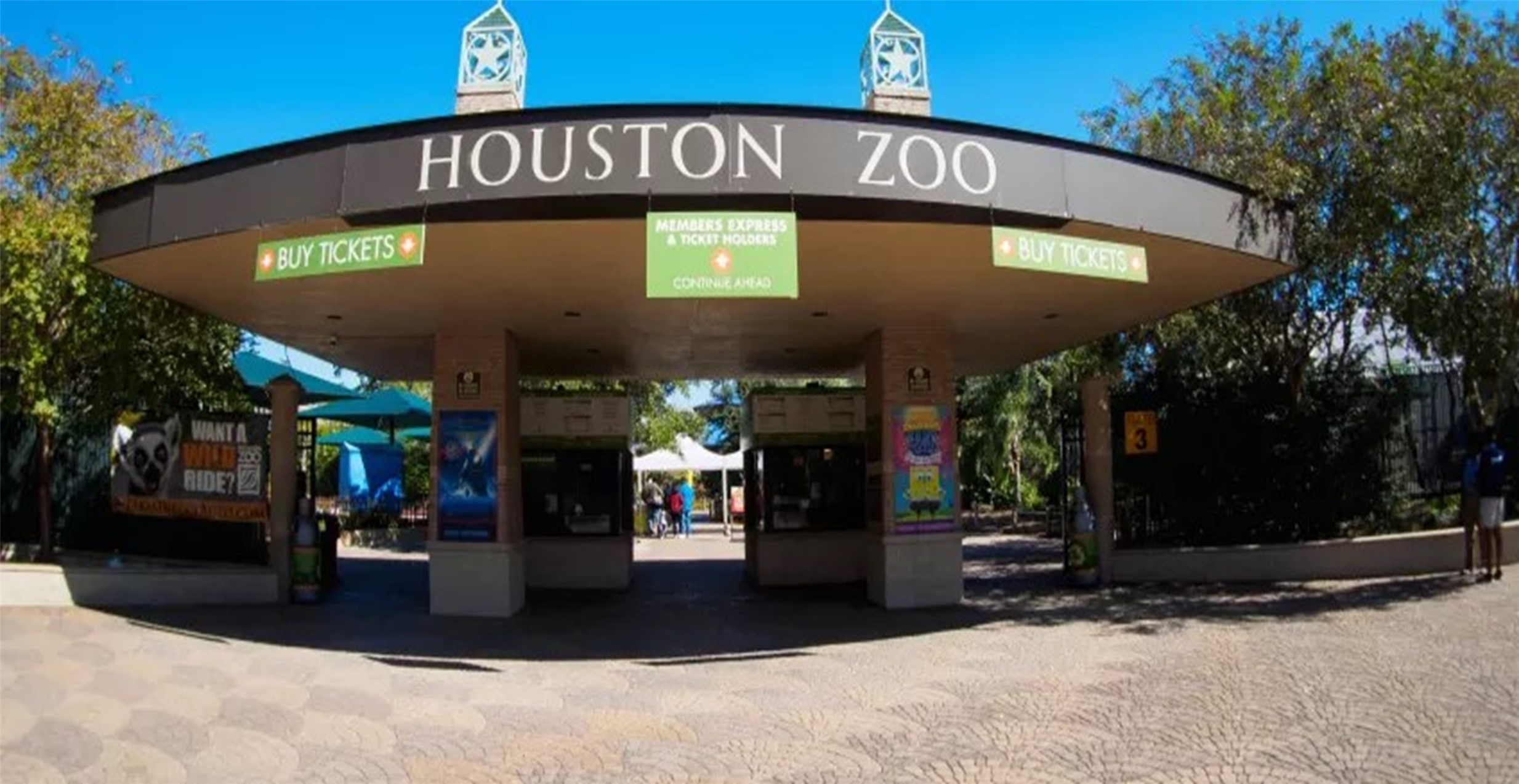 1111 Autrey Street, Unit 5 Houston, TX 77006 - Photo 18 of 33 About one mile from the Houston Zoo