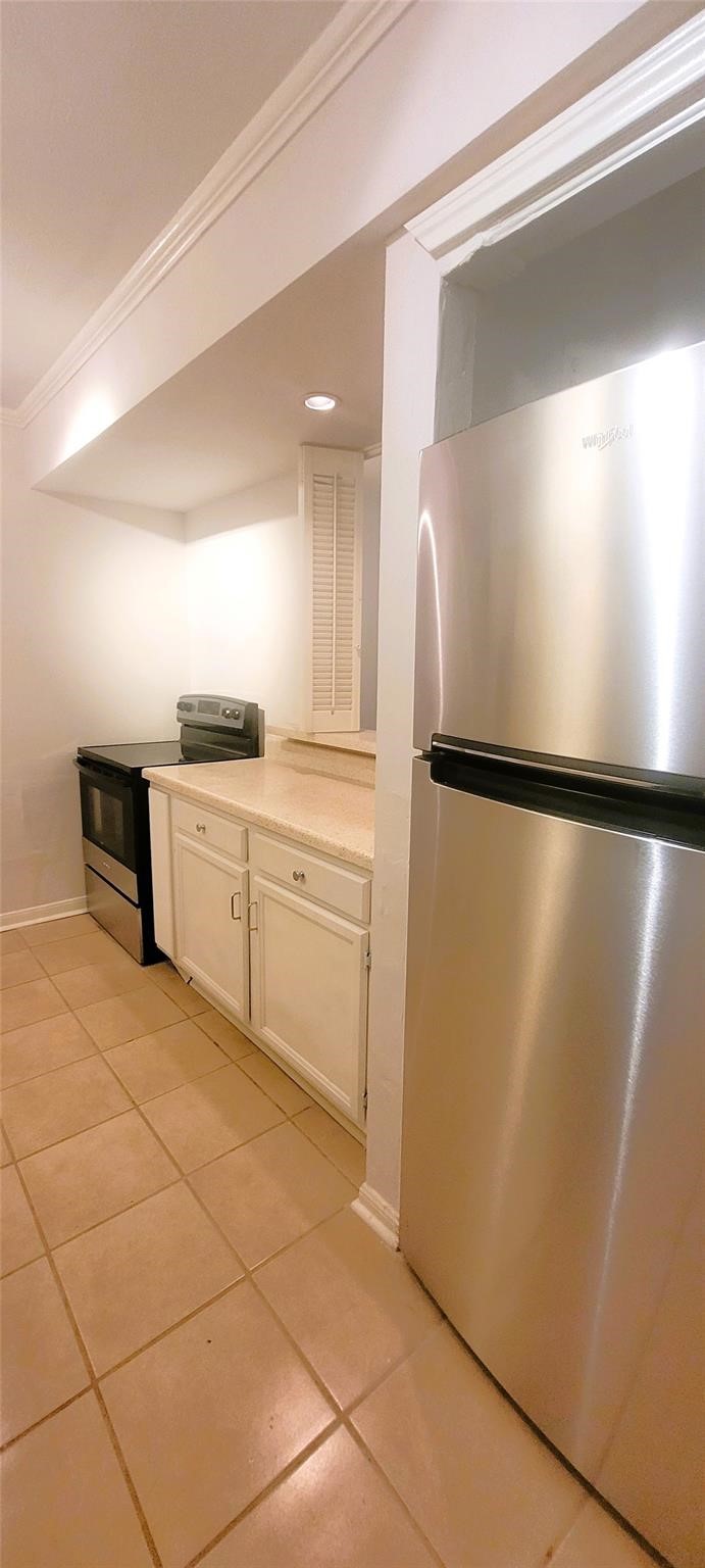 1111 Autrey Street, Unit 5 Houston, TX 77006 - Photo 31 of 33 Unit 1115 Kitchen