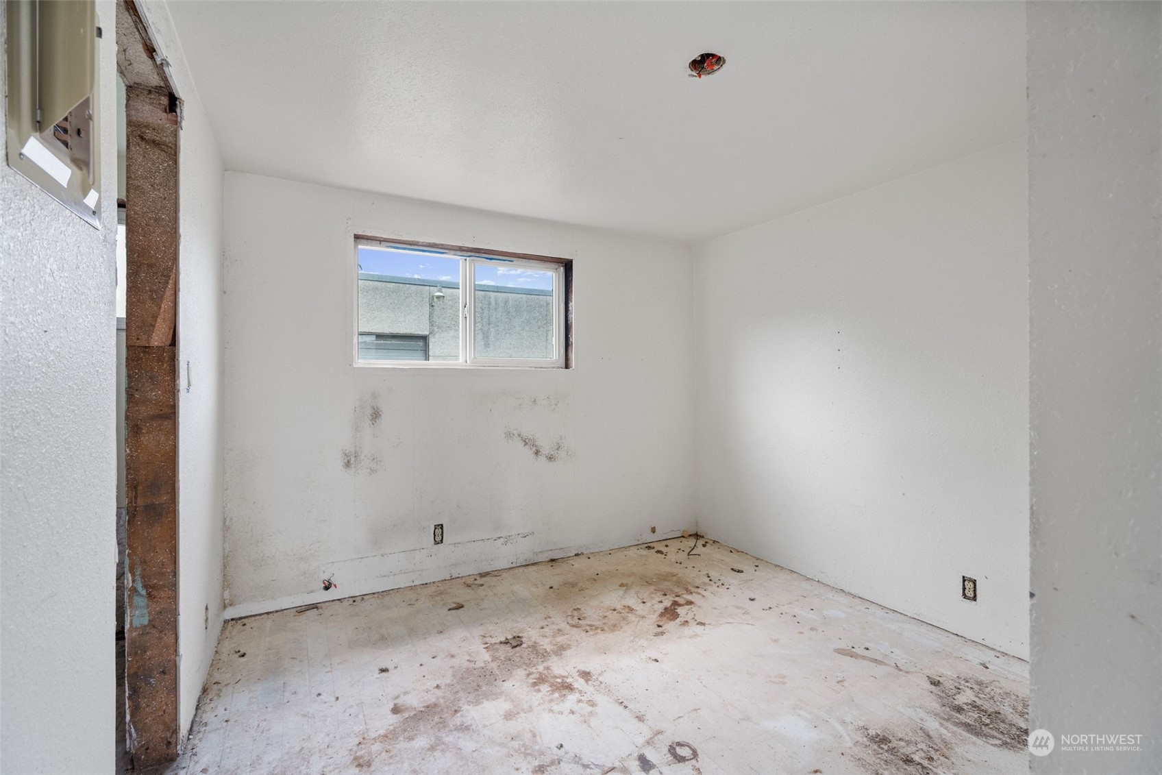 5875 Cedar Street Ferndale, WA 98248 - Photo 5 of 15 Gallery Image 5