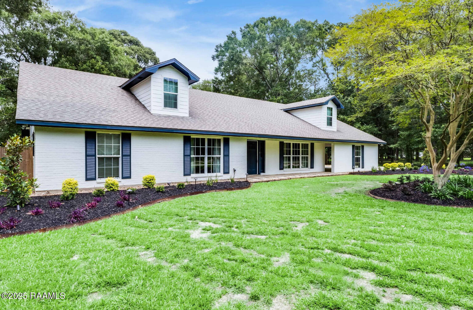 381 Rue Dauphine Eunice, LA 70535 - Photo 4 of 26 IMG_9607