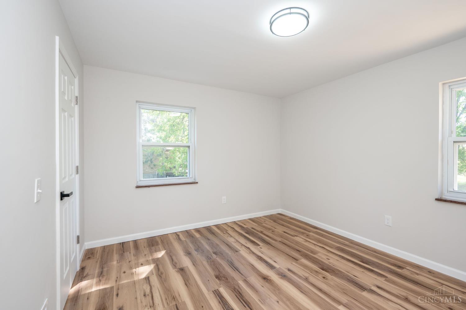 6575 Bridgetown Road Cincinnati, OH 45248 - Photo 22 of 47