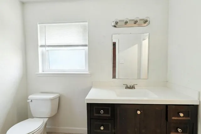 $235,000 | 15222 East Hutchinson Circle, Houston, TX 77071