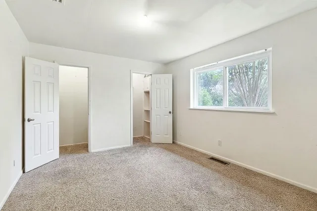 $235,000 | 15222 East Hutchinson Circle, Houston, TX 77071